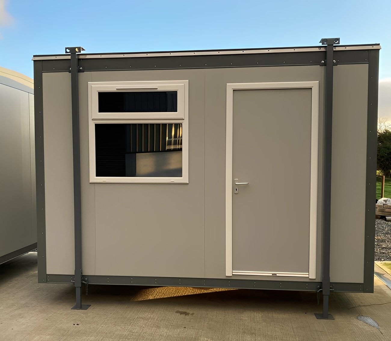 12Ft x 10Ft Jackleg Plastisol Cabin