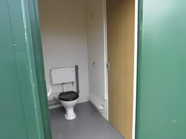 2+1 Toilet Block - Colli Trans Containers