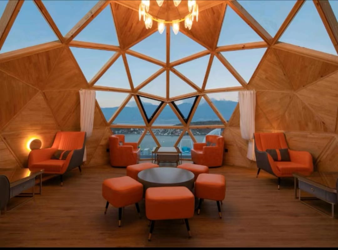 Luxury Single Deck Space Capsules C7 - Image 4