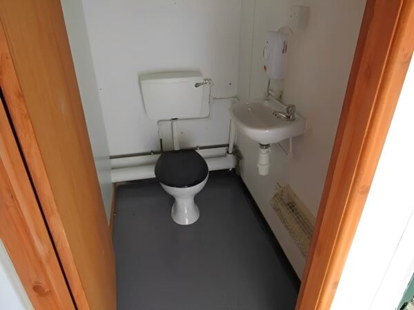 5+1 Anti Vandal Shower Toilet Block - Colli Trans Containers