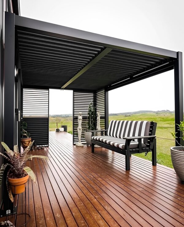 Luxury 40ft prefab container house with easy-folding sandwich panels. - M-W Containers