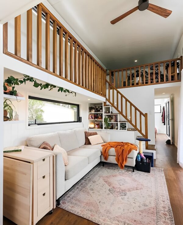 Luxury 40ft prefab container house with easy-folding sandwich panels. - M-W Containers